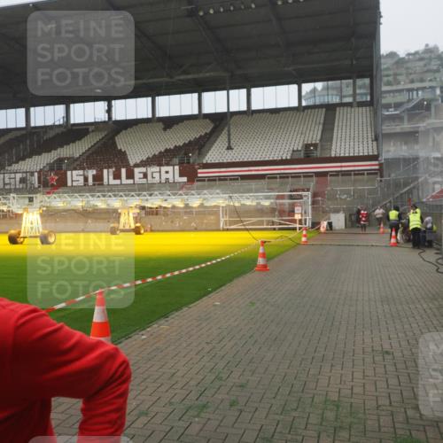 07.12.2025 - St. Pauli X-Mass-Run No. 15 Fabian Wolf http://msf.ph/oto/9392842 07.12.2025 10:13:25 Ziel 1044, 1062, 1126, 1220, 4081, 4082, 4083, 4664 meine-sportfotos.de