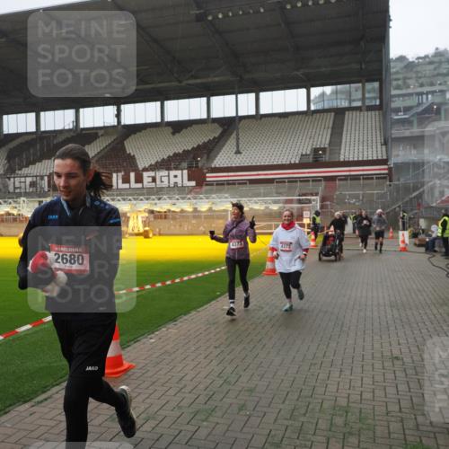 07.12.2025 - St. Pauli X-Mass-Run No. 15 Fabian Wolf http://msf.ph/oto/9394498 07.12.2025 10:25:33 Ziel 129, 404, 1247, 1631, 2029, 2680, 3742, 4118, 4119, 4121, 4162, 4164, 4201, 4202, 4204, 4284, 4372, 4373, 4445, 4482, 4485 meine-sportfotos.de