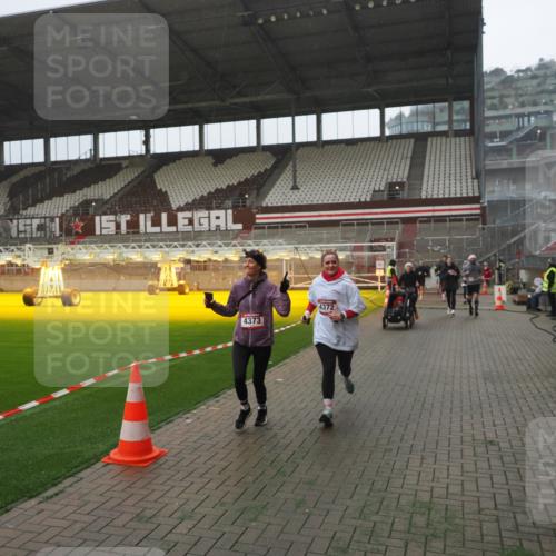 07.12.2025 - St. Pauli X-Mass-Run No. 15 Fabian Wolf http://msf.ph/oto/9394501 07.12.2025 10:25:33 Ziel 129, 404, 1247, 1631, 2029, 2680, 3742, 4118, 4119, 4121, 4162, 4164, 4201, 4202, 4204, 4284, 4372, 4373, 4445, 4482, 4485 meine-sportfotos.de