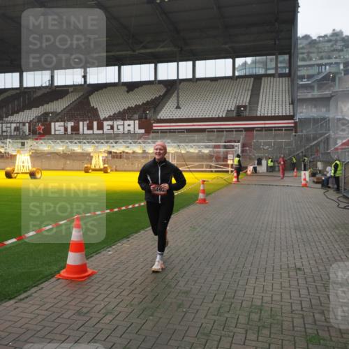 07.12.2025 - St. Pauli X-Mass-Run No. 15 Fabian Wolf http://msf.ph/oto/9394629 07.12.2025 10:26:02 Ziel 422, 1227, 1538, 1561, 1581, 1586, 2106, 2191, 2896, 3805, 3910, 3918, 4300, 4301, 4492, 4775, 4782 meine-sportfotos.de