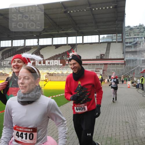 07.12.2025 - St. Pauli X-Mass-Run No. 15 Fabian Wolf http://msf.ph/oto/9394848 07.12.2025 10:27:14 Ziel 159, 1312, 1317, 1468, 1472, 1618, 3720, 4225, 4334, 4353, 4391, 4409, 4410 meine-sportfotos.de
