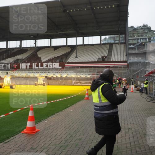 07.12.2025 - St. Pauli X-Mass-Run No. 15 Fabian Wolf http://msf.ph/oto/9394874 07.12.2025 10:27:21 Ziel 1312, 1317, 1618, 3571, 3714, 3715, 3722, 4225, 4391, 4409, 4410, 4435 meine-sportfotos.de