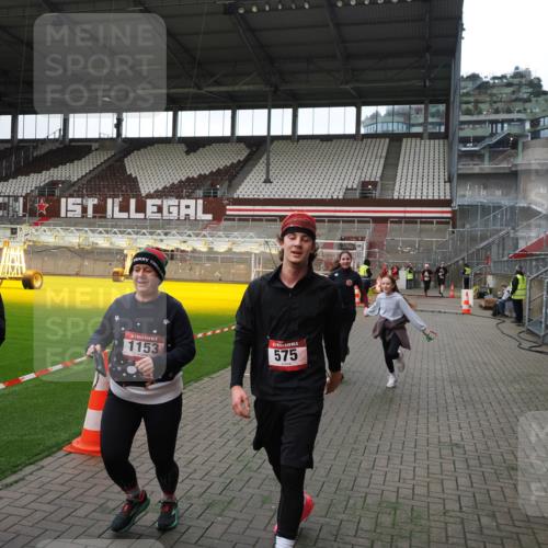 07.12.2025 - St. Pauli X-Mass-Run No. 15 Fabian Wolf http://msf.ph/oto/9396800 07.12.2025 10:41:17 Ziel 449, 545, 575, 1153, 2330, 2331, 3047, 3951, 4617 meine-sportfotos.de