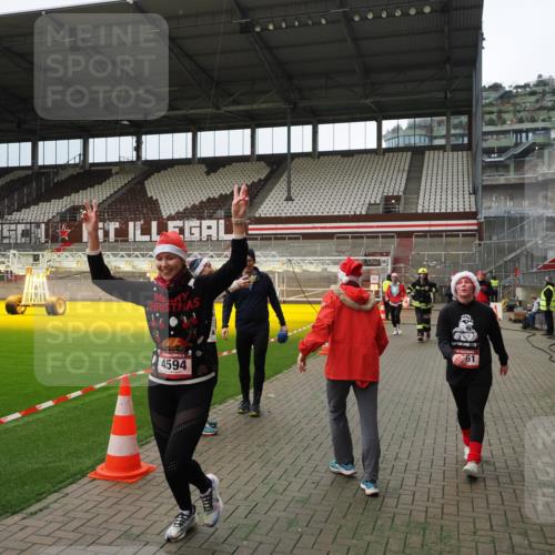 07.12.2025 - St. Pauli X-Mass-Run No. 15 Fabian Wolf http://msf.ph/oto/9397069 07.12.2025 10:42:44 Ziel 519, 598, 604, 625, 1358, 1434, 1758, 2012, 2061, 2155, 2621, 2622, 4394, 4594, 4857 meine-sportfotos.de