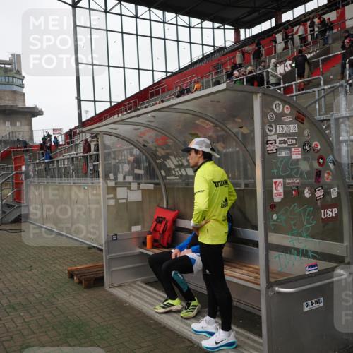 07.12.2025 - St. Pauli X-Mass-Run No. 15 Fabian Wolf http://msf.ph/oto/9397592 07.12.2025 10:46:07 Ziel 38, 41, 162, 178, 183, 908, 1041, 1094, 1715, 1955, 2080, 2216, 2334, 2423, 2574, 2733, 2734, 4616, 4619, 4620 meine-sportfotos.de