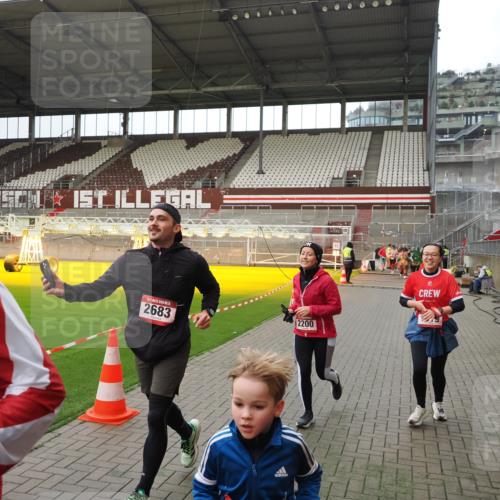 07.12.2025 - St. Pauli X-Mass-Run No. 15 Fabian Wolf http://msf.ph/oto/9397824 07.12.2025 10:47:17 Ziel 231, 1171, 1819, 2115, 2200, 2683, 2684, 3029, 3344 meine-sportfotos.de