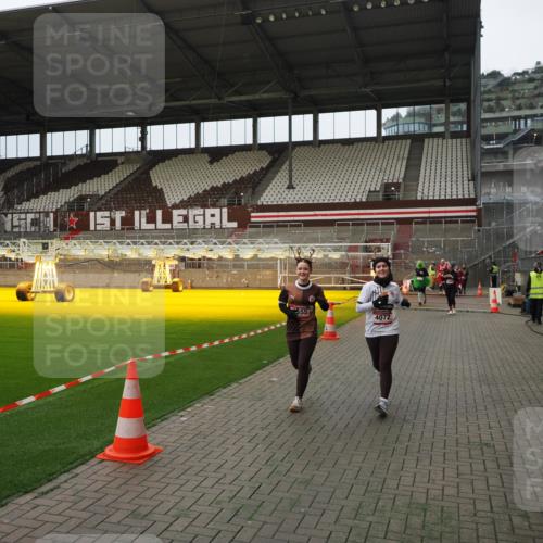 07.12.2025 - St. Pauli X-Mass-Run No. 15 Fabian Wolf http://msf.ph/oto/9397897 07.12.2025 10:47:46 Ziel 78, 282, 1555, 2490, 2566, 2690, 4072, 4615, 4618, 4863 meine-sportfotos.de