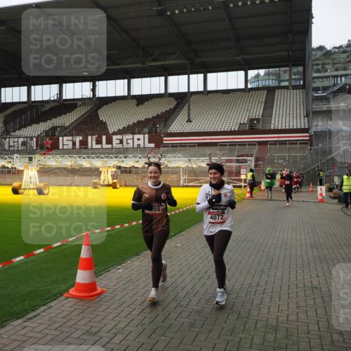 07.12.2025 - St. Pauli X-Mass-Run No. 15 Fabian Wolf http://msf.ph/oto/9397900 07.12.2025 10:47:46 Ziel 78, 282, 1555, 2490, 2566, 2690, 4072, 4615, 4618, 4863 meine-sportfotos.de