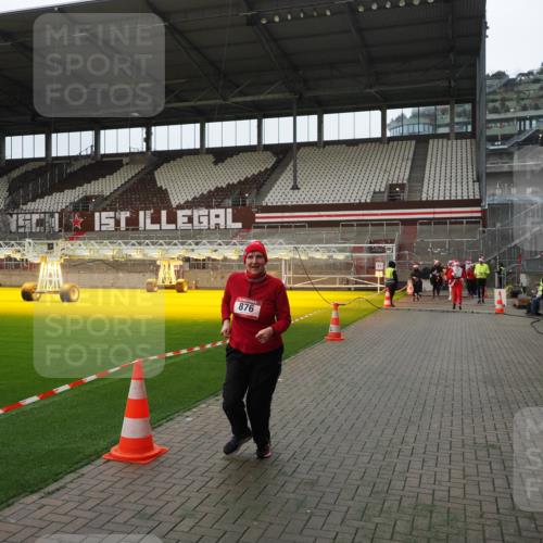 07.12.2025 - St. Pauli X-Mass-Run No. 15 Fabian Wolf http://msf.ph/oto/9397989 07.12.2025 10:48:18 Ziel 876, 1195, 1265, 1267, 2028, 2146, 2147, 2339, 2501, 2797, 2803, 3018, 3598, 4229 meine-sportfotos.de
