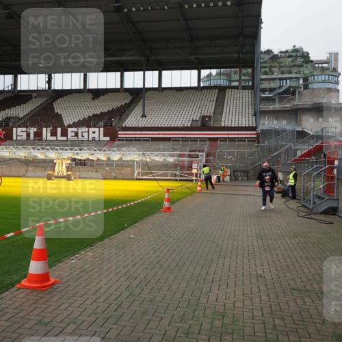 07.12.2025 - St. Pauli X-Mass-Run No. 15 Fabian Wolf http://msf.ph/oto/9398857 07.12.2025 10:55:14 Ziel 1689 meine-sportfotos.de