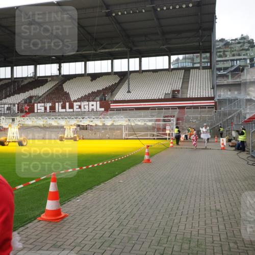 07.12.2025 - St. Pauli X-Mass-Run No. 15 Fabian Wolf http://msf.ph/oto/9398948 07.12.2025 10:56:28 Ziel 236, 248, 951, 955, 1790, 1793, 2170, 4063, 4146 meine-sportfotos.de
