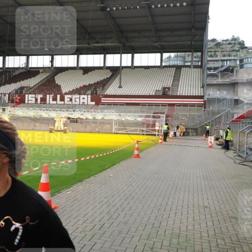 07.12.2025 - St. Pauli X-Mass-Run No. 15 Fabian Wolf http://msf.ph/oto/9399388 07.12.2025 10:59:47 Ziel 301, 306, 420, 4128 meine-sportfotos.de