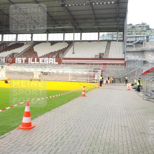 07.12.2025 - St. Pauli X-Mass-Run No. 15 Fabian Wolf http://msf.ph/oto/9399389 07.12.2025 10:59:48 Ziel 301, 306, 420, 4128 meine-sportfotos.de