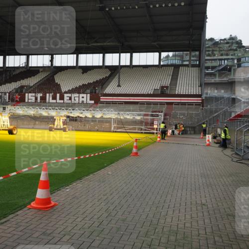 07.12.2025 - St. Pauli X-Mass-Run No. 15 Fabian Wolf http://msf.ph/oto/9399391 07.12.2025 10:59:48 Ziel 301, 306, 420, 4128 meine-sportfotos.de