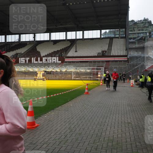 07.12.2025 - St. Pauli X-Mass-Run No. 15 Fabian Wolf http://msf.ph/oto/9399580 07.12.2025 11:01:35 Ziel 336, 766, 770, 771, 1045, 1048, 1300, 1367, 1615, 2251, 2252 meine-sportfotos.de