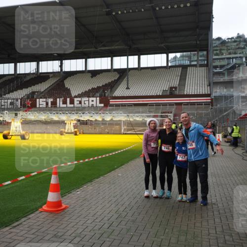 07.12.2025 - St. Pauli X-Mass-Run No. 15 Fabian Wolf http://msf.ph/oto/9399747 07.12.2025 11:02:41 Ziel 20, 25, 542, 547, 746, 747, 749, 751, 1063 meine-sportfotos.de