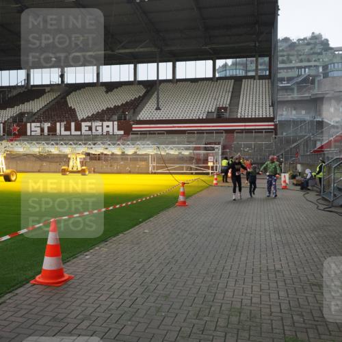 07.12.2025 - St. Pauli X-Mass-Run No. 15 Fabian Wolf http://msf.ph/oto/9400135 07.12.2025 11:05:03 Ziel 117, 128, 200, 201, 889, 1152, 1212, 1411, 4562, 4566, 4568, 4572, 4573, 4575, 4577, 4578 meine-sportfotos.de