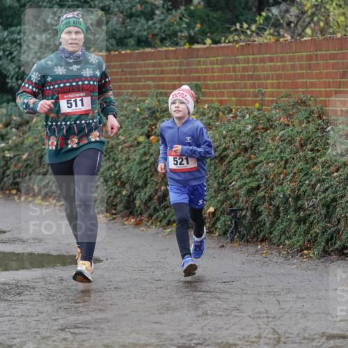 07.12.2025 - St. Pauli X-Mass-Run No. 15 Michael Burmester http://msf.ph/oto/9400164 07.12.2025 10:20:27 Laufen 15, 511, 521 meine-sportfotos.de