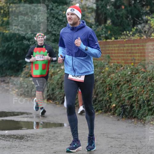 07.12.2025 - St. Pauli X-Mass-Run No. 15 Michael Burmester http://msf.ph/oto/9400171 07.12.2025 10:20:32 Laufen 54, 3264 meine-sportfotos.de