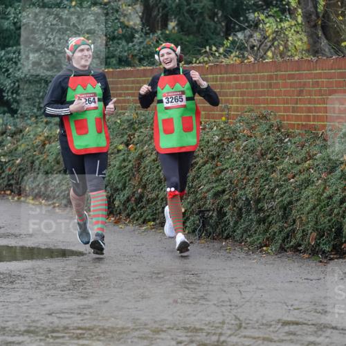 07.12.2025 - St. Pauli X-Mass-Run No. 15 Michael Burmester http://msf.ph/oto/9400175 07.12.2025 10:20:33 Laufen 1749, 264, 3265 meine-sportfotos.de