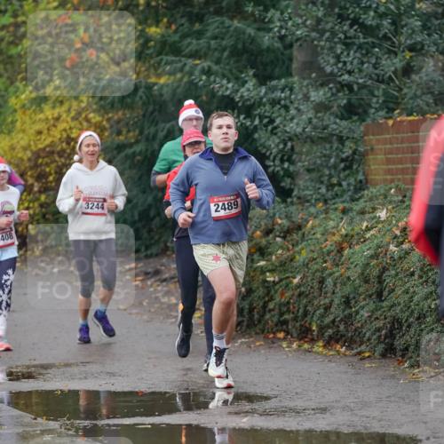 07.12.2025 - St. Pauli X-Mass-Run No. 15 Michael Burmester http://msf.ph/oto/9400194 07.12.2025 10:20:47 Laufen 3408, 3244, 2489 meine-sportfotos.de