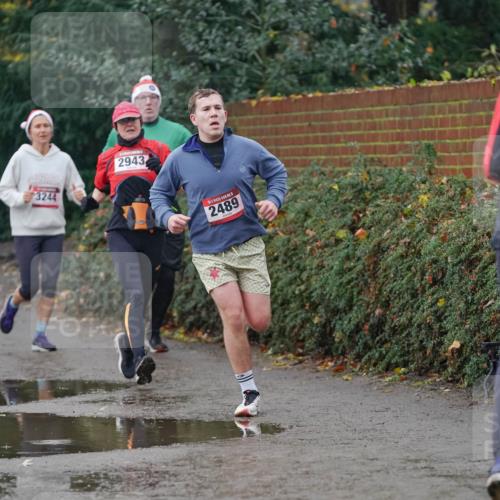 07.12.2025 - St. Pauli X-Mass-Run No. 15 Michael Burmester http://msf.ph/oto/9400195 07.12.2025 10:20:48 Laufen 179, 3408, 3244, 2943, 5, 2489 meine-sportfotos.de