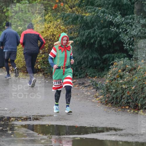 07.12.2025 - St. Pauli X-Mass-Run No. 15 Michael Burmester http://msf.ph/oto/9400226 07.12.2025 10:21:00 Laufen 1748 meine-sportfotos.de