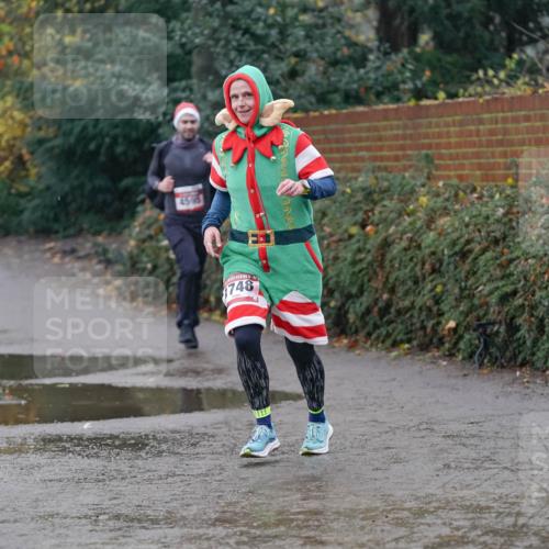 07.12.2025 - St. Pauli X-Mass-Run No. 15 Michael Burmester http://msf.ph/oto/9400231 07.12.2025 10:21:05 Laufen 748 meine-sportfotos.de