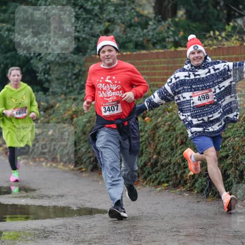 07.12.2025 - St. Pauli X-Mass-Run No. 15 Michael Burmester http://msf.ph/oto/9400259 07.12.2025 10:21:18 Laufen 1604, 15, 3407, 498 meine-sportfotos.de