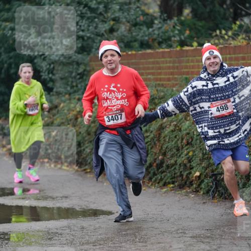 07.12.2025 - St. Pauli X-Mass-Run No. 15 Michael Burmester http://msf.ph/oto/9400260 07.12.2025 10:21:18 Laufen 1604, 15, 3407, 5, 498 meine-sportfotos.de
