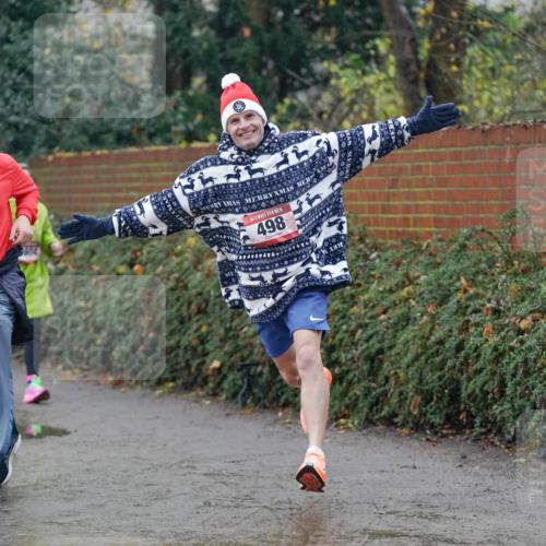 07.12.2025 - St. Pauli X-Mass-Run No. 15 Michael Burmester http://msf.ph/oto/9400265 07.12.2025 10:21:19 Laufen 15, 3407, 15, 498 meine-sportfotos.de