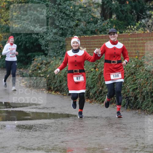 07.12.2025 - St. Pauli X-Mass-Run No. 15 Michael Burmester http://msf.ph/oto/9400326 07.12.2025 10:21:43 Laufen 27, 87, 108 meine-sportfotos.de