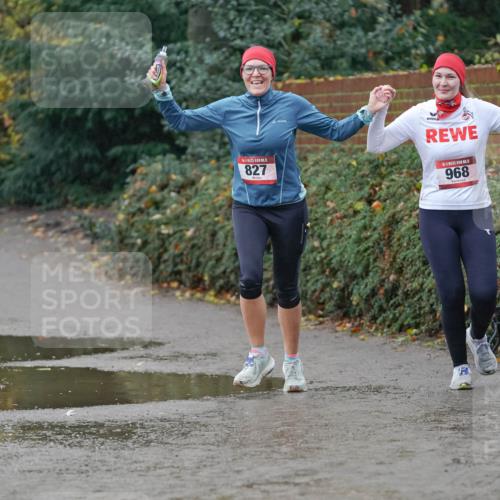 07.12.2025 - St. Pauli X-Mass-Run No. 15 Michael Burmester http://msf.ph/oto/9400337 07.12.2025 10:21:47 Laufen 25, 827, 15, 968 meine-sportfotos.de