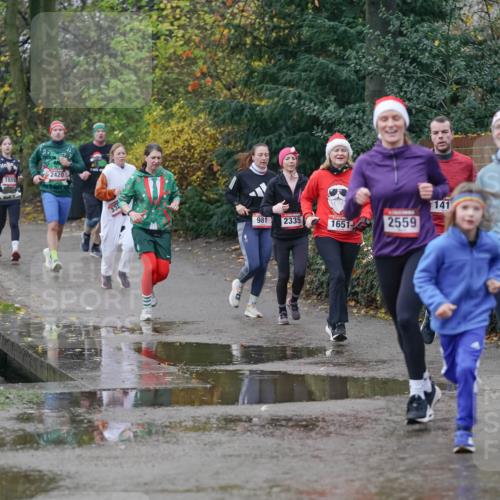 07.12.2025 - St. Pauli X-Mass-Run No. 15 Michael Burmester http://msf.ph/oto/9400349 07.12.2025 10:21:55 Laufen 538, 1889, 2420, 33, 981, 2335, 1651, 2559, 0, 141, 255 meine-sportfotos.de