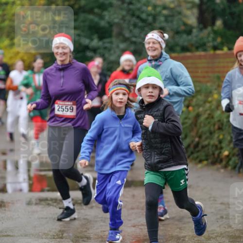 07.12.2025 - St. Pauli X-Mass-Run No. 15 Michael Burmester http://msf.ph/oto/9400351 07.12.2025 10:21:55 Laufen 58, 2559, 4872 meine-sportfotos.de