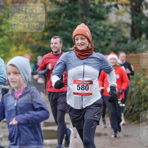 07.12.2025 - St. Pauli X-Mass-Run No. 15 Michael Burmester http://msf.ph/oto/9400356 07.12.2025 10:21:57 Laufen 55, 15, 580 meine-sportfotos.de