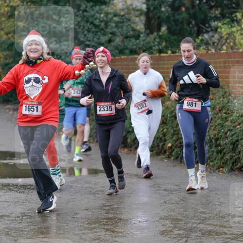 07.12.2025 - St. Pauli X-Mass-Run No. 15 Michael Burmester http://msf.ph/oto/9400366 07.12.2025 10:21:59 Laufen 15, 1651, 242, 2335, 3382, 981 meine-sportfotos.de