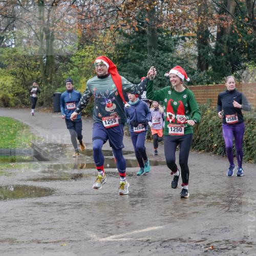 07.12.2025 - St. Pauli X-Mass-Run No. 15 Michael Burmester http://msf.ph/oto/9400410 07.12.2025 10:22:12 Laufen 3835, 1255, 2288, 3838, 2588, 1250 meine-sportfotos.de
