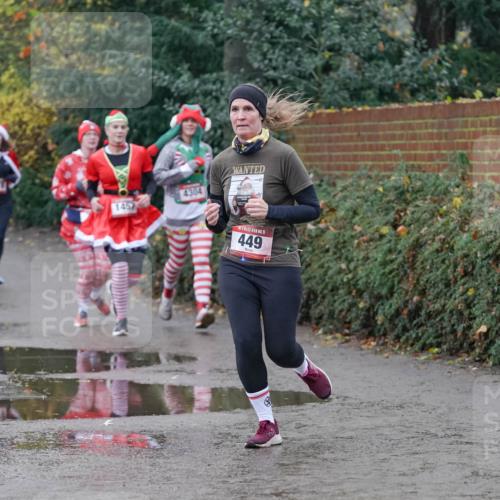 07.12.2025 - St. Pauli X-Mass-Run No. 15 Michael Burmester http://msf.ph/oto/9400437 07.12.2025 10:22:21 Laufen 1457, 4304, 15, 449 meine-sportfotos.de