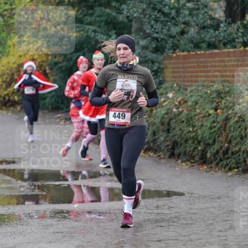 07.12.2025 - St. Pauli X-Mass-Run No. 15 Michael Burmester http://msf.ph/oto/9400440 07.12.2025 10:22:21 Laufen 15, 449 meine-sportfotos.de