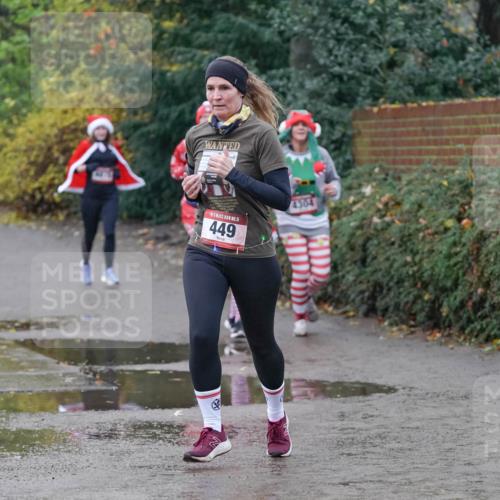 07.12.2025 - St. Pauli X-Mass-Run No. 15 Michael Burmester http://msf.ph/oto/9400442 07.12.2025 10:22:21 Laufen 15, 449, 4304 meine-sportfotos.de