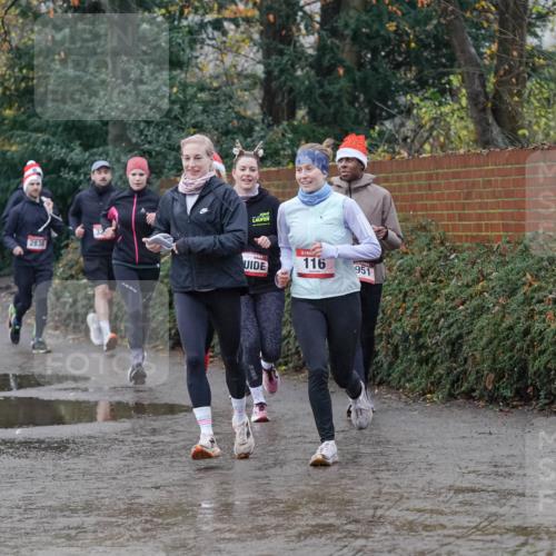07.12.2025 - St. Pauli X-Mass-Run No. 15 Michael Burmester http://msf.ph/oto/9400480 07.12.2025 10:22:35 Laufen 2830, 116, 951 meine-sportfotos.de