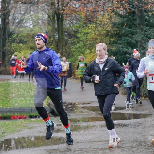 07.12.2025 - St. Pauli X-Mass-Run No. 15 Michael Burmester http://msf.ph/oto/9400485 07.12.2025 10:22:36 Laufen 27, 116 meine-sportfotos.de