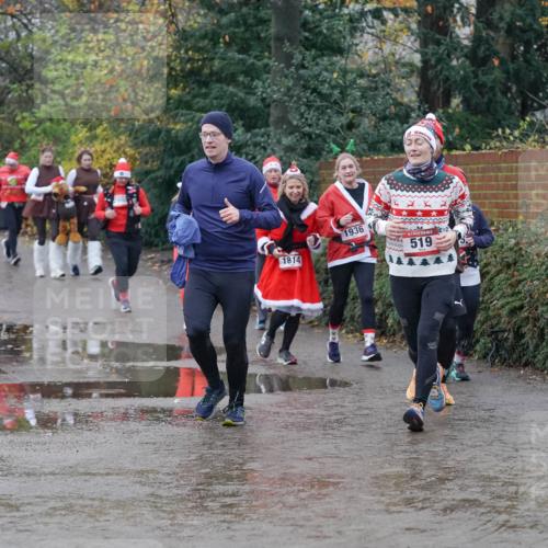 07.12.2025 - St. Pauli X-Mass-Run No. 15 Michael Burmester http://msf.ph/oto/9400524 07.12.2025 10:22:46 Laufen 1814, 1936, 519 meine-sportfotos.de