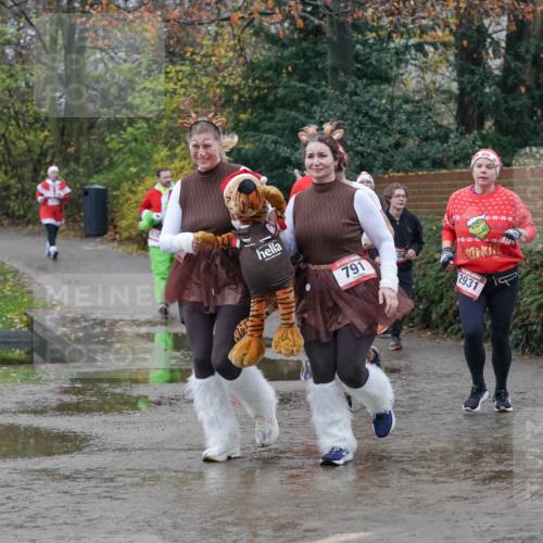 07.12.2025 - St. Pauli X-Mass-Run No. 15 Michael Burmester http://msf.ph/oto/9400567 07.12.2025 10:22:54 Laufen 791, 2931 meine-sportfotos.de