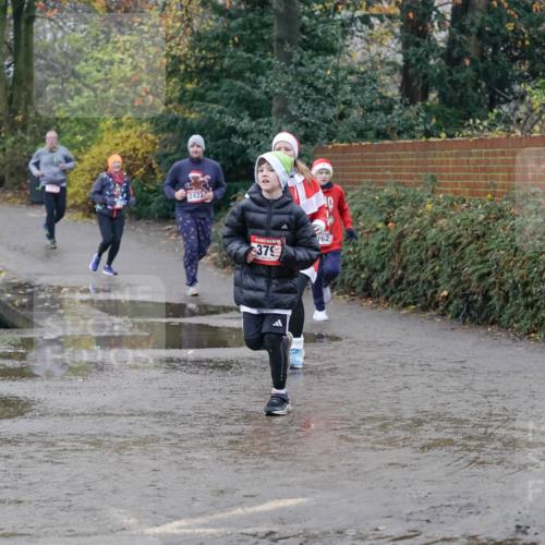 07.12.2025 - St. Pauli X-Mass-Run No. 15 Michael Burmester http://msf.ph/oto/9400604 07.12.2025 10:23:03 Laufen 2423, 379, 162 meine-sportfotos.de