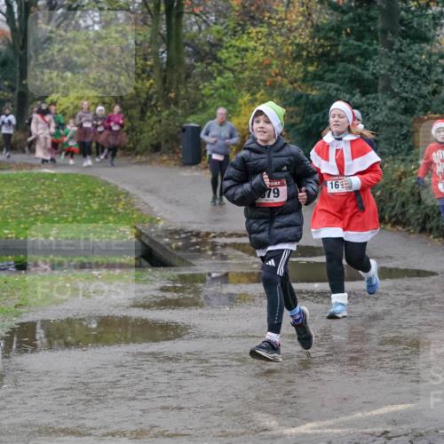 07.12.2025 - St. Pauli X-Mass-Run No. 15 Michael Burmester http://msf.ph/oto/9400606 07.12.2025 10:23:03 Laufen 15, 879, 16, 162 meine-sportfotos.de