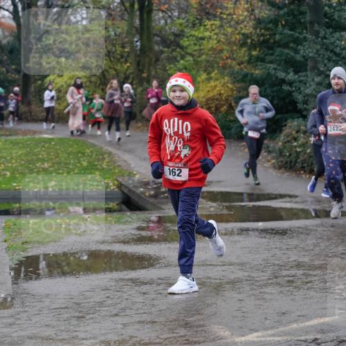 07.12.2025 - St. Pauli X-Mass-Run No. 15 Michael Burmester http://msf.ph/oto/9400610 07.12.2025 10:23:06 Laufen 242, 15, 162 meine-sportfotos.de