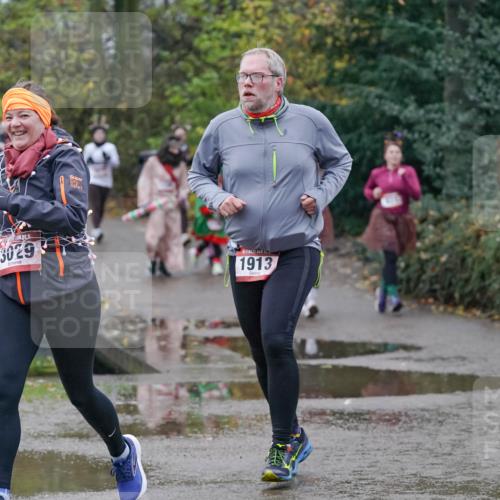 07.12.2025 - St. Pauli X-Mass-Run No. 15 Michael Burmester http://msf.ph/oto/9400623 07.12.2025 10:23:10 Laufen 3029, 1913 meine-sportfotos.de