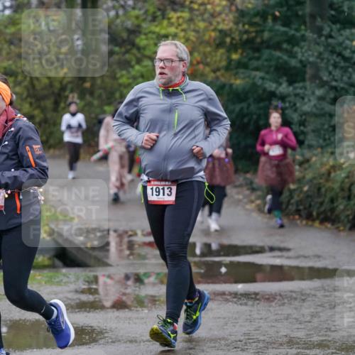07.12.2025 - St. Pauli X-Mass-Run No. 15 Michael Burmester http://msf.ph/oto/9400624 07.12.2025 10:23:11 Laufen 3029, 1913 meine-sportfotos.de